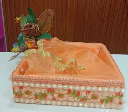 10inch Pinewood Gift Basket