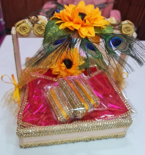 10inch Lord Krishna Pinewood Basket